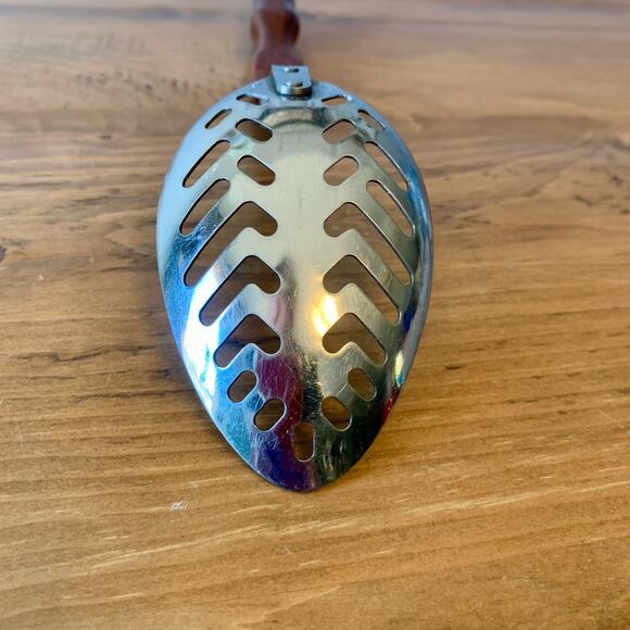 Cutco No 13 Slotted Serving Spoon Stainless Marbled Brown Handle Vintage USA - Picture 6 of 7